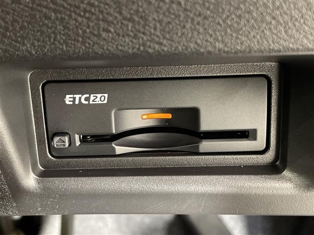 セレナ e-パワー ハイウェイスターV 禁煙車 プロパイロット 純正ナビ フルセグ Bluetooth AppleCarPlay AndroidAuto USB 全方位カメラ 後席モニター アダプティブLEDライト 前後ドライブレコーダー(8枚目)