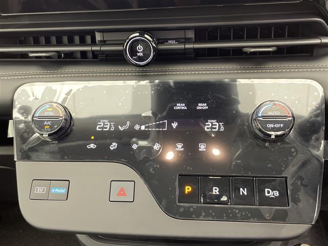 セレナ e-パワー ハイウェイスターV 禁煙車 プロパイロット 純正ナビ フルセグ Bluetooth AppleCarPlay AndroidAuto USB 全方位カメラ 後席モニター アダプティブLEDライト 前後ドライブレコーダー(16枚目)