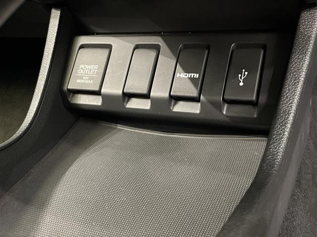 ヴェゼル ハイブリッドZ・ホンダセンシング 禁煙車 純正ナビ Bluetooth フルセグTV CD DVD SD バックカメラ ホンダセンシング オートクルーズコントロール 前後ドライブレコーダー 純正アルミホイール付きサマータイヤ積込(14枚目)