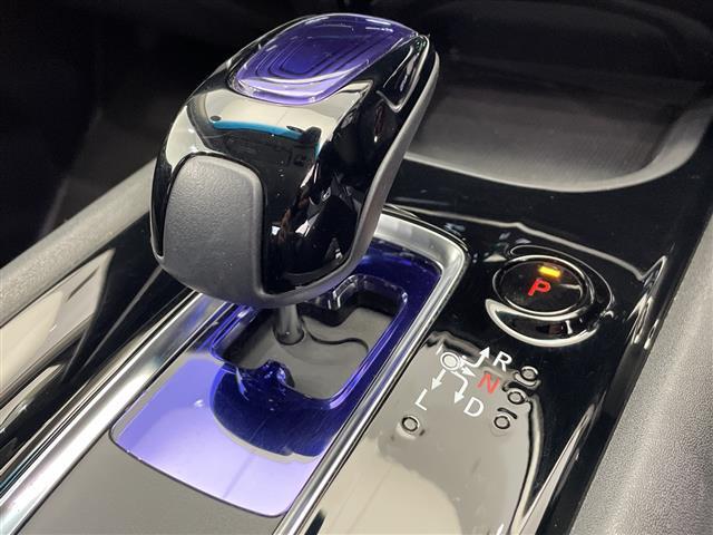 ヴェゼル ハイブリッドZ・ホンダセンシング 禁煙車 純正ナビ Bluetooth フルセグTV CD DVD SD バックカメラ ホンダセンシング オートクルーズコントロール 前後ドライブレコーダー 純正アルミホイール付きサマータイヤ積込(17枚目)