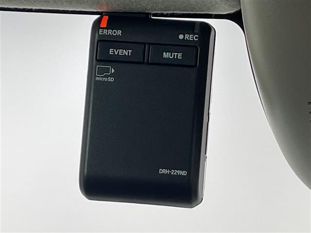 Ｎ－ＢＯＸ ベースグレード　９型純正ナビ　ＣＤ　ＤＶＤ　Ｂｌｕｅｔｏｏｔｈ　ＴＶ　ＵＳＢ　Ａｐｐｌｅｃａｒｐｌａｙ　ＡｎｄｒｏｉｄＡｕｔｏ　バックカメラ　ステアリングリモコン　ＥＴＣ　前方ドライブレコーダー　前席シートヒーター（6枚目）