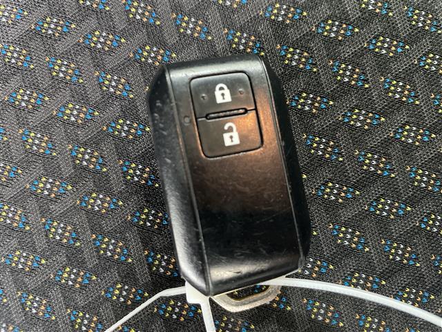 ハスラー ハイブリッドＸターボ　純正ナビ　ターボ　全方位カメラ　衝突軽減ブレーキコーナーセンサー　ＥＴＣ２．０　シートヒーター　禁煙車　２トーン　オートライト　ＬＥＤヘッドライト　パドルシフト　横滑り防止装置　フォグランプ（18枚目）