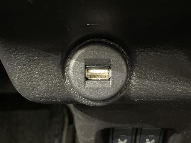 ハスラー ハイブリッドＸターボ　純正ナビ　ターボ　全方位カメラ　衝突軽減ブレーキコーナーセンサー　ＥＴＣ２．０　シートヒーター　禁煙車　２トーン　オートライト　ＬＥＤヘッドライト　パドルシフト　横滑り防止装置　フォグランプ（20枚目）