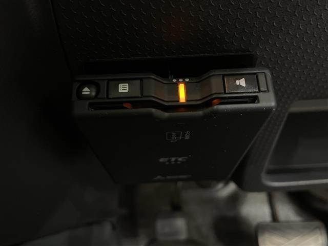 ハスラー Ｇ　メモリーナビ　ＣＤ　ＤＶＤ　Ｂｌｕｅｔｏｏｔｈ　フルセグＴＶ　レーダーブレーキサポート　ＥＴＣ　運転席シートヒーター　横滑り防止装置　スマートキー　プッシュスタート　アイドリングストップ（13枚目）