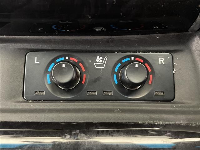 ヴェルファイア 2.5Z Gエディション 禁煙車 純正ナビ フルセグTV Bluetooth USB 後席モニター バックカメラ トヨタセーフティセンス オートクルーズコントロール 電動リアゲート ドライブレコーダー ETC AC100V充電(21枚目)