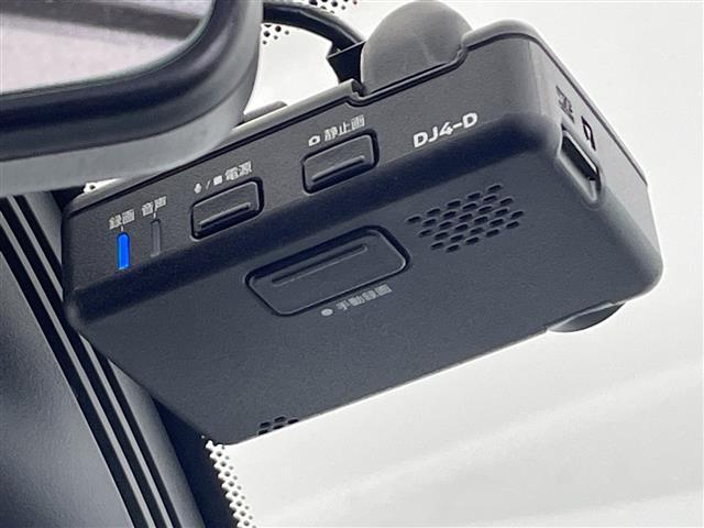 セレナ ハイウェイスター VセレクションII 禁煙車 プロパイロット 純正ナビ フルセグTV Bluetooth USB CD DVD Blu-ray 全方位カメラ バックカメラ 前後ドラレコ オートクルーズコントロール オートホールド ETC(8枚目)