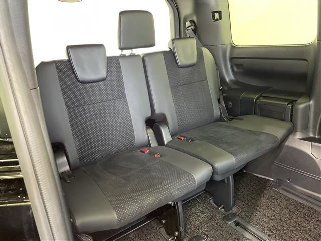 ヴォクシー ZS 煌III 純正SDナビ CD DVD Bluetooth フルセグTV バックカメラ トヨタセーフティセンス 前後コーナーセンサー ビルトインETC 前方ドライブレコーダー 両側パワースライドドア(24枚目)