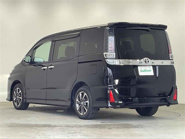 ヴォクシー ZS 煌III 純正SDナビ CD DVD Bluetooth フルセグTV バックカメラ トヨタセーフティセンス 前後コーナーセンサー ビルトインETC 前方ドライブレコーダー 両側パワースライドドア(42枚目)