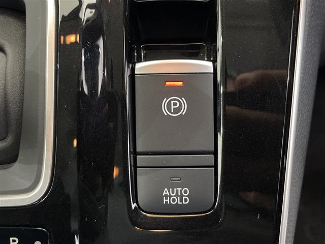 セレナ e-パワー ハイウェイスターV 禁煙車 SDナビ CD DVD Bluetooth フルセグTV バックカメラ 全方位カメラ プロパイロット 衝突軽減ブレーキ ブラインドスポットモニター 前後コーナーセンサー ETC 前後ドラレコ(16枚目)