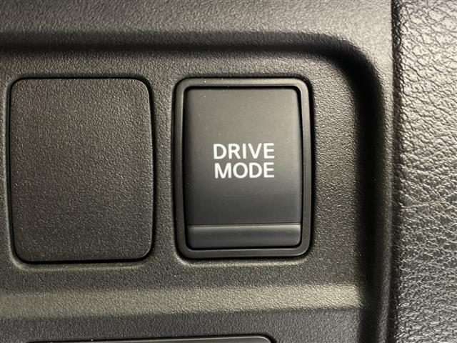 セレナ e-パワー ハイウェイスターV 禁煙車 SDナビ CD DVD Bluetooth フルセグTV バックカメラ 全方位カメラ プロパイロット 衝突軽減ブレーキ ブラインドスポットモニター 前後コーナーセンサー ETC 前後ドラレコ(21枚目)