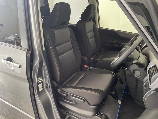 セレナ e-パワー ハイウェイスターV 禁煙車 SDナビ CD DVD Bluetooth フルセグTV バックカメラ 全方位カメラ プロパイロット 衝突軽減ブレーキ ブラインドスポットモニター 前後コーナーセンサー ETC 前後ドラレコ(22枚目)