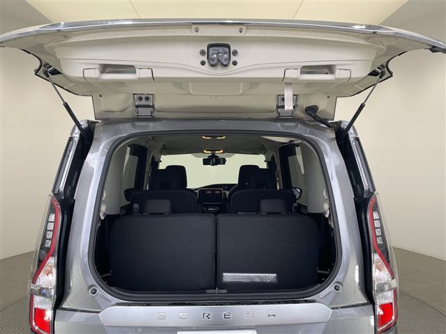 セレナ e-パワー ハイウェイスターV 禁煙車 SDナビ CD DVD Bluetooth フルセグTV バックカメラ 全方位カメラ プロパイロット 衝突軽減ブレーキ ブラインドスポットモニター 前後コーナーセンサー ETC 前後ドラレコ(31枚目)