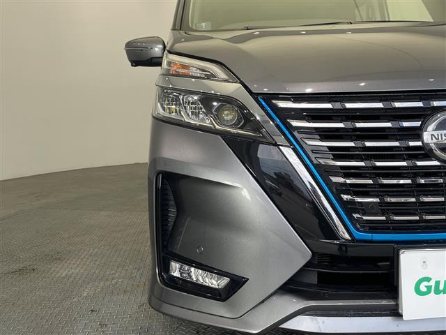 セレナ e-パワー ハイウェイスターV 禁煙車 SDナビ CD DVD Bluetooth フルセグTV バックカメラ 全方位カメラ プロパイロット 衝突軽減ブレーキ ブラインドスポットモニター 前後コーナーセンサー ETC 前後ドラレコ(40枚目)