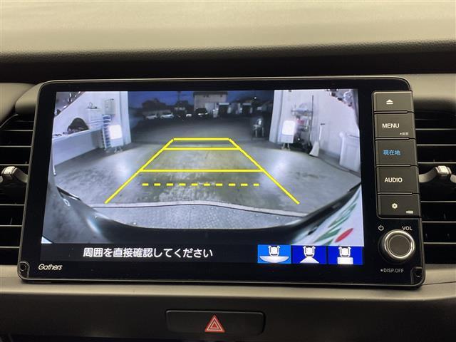 フィット e:HEVホーム SDナビ CD DVD Bluetooth USB フルセグTV バックカメラ 衝突軽減ブレーキ 前後コーナーセンサー ビルトインETC オートライト LEDヘッドライト 横滑り防止装置 スマートキー(3枚目)