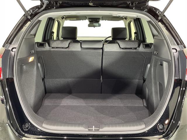 フィット e:HEVホーム SDナビ CD DVD Bluetooth USB フルセグTV バックカメラ 衝突軽減ブレーキ 前後コーナーセンサー ビルトインETC オートライト LEDヘッドライト 横滑り防止装置 スマートキー(21枚目)