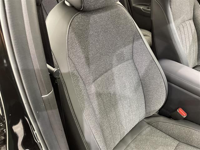 フィット e:HEVホーム SDナビ CD DVD Bluetooth USB フルセグTV バックカメラ 衝突軽減ブレーキ 前後コーナーセンサー ビルトインETC オートライト LEDヘッドライト 横滑り防止装置 スマートキー(24枚目)