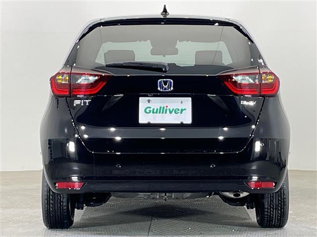 フィット e:HEVホーム SDナビ CD DVD Bluetooth USB フルセグTV バックカメラ 衝突軽減ブレーキ 前後コーナーセンサー ビルトインETC オートライト LEDヘッドライト 横滑り防止装置 スマートキー(28枚目)