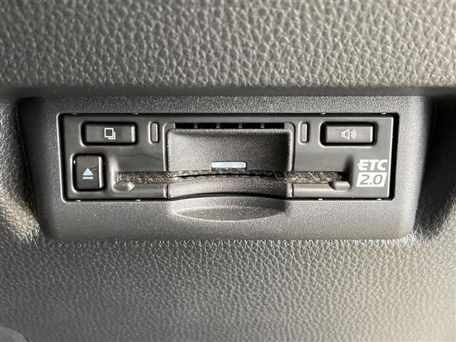 ランドクルーザー250 ZX 禁煙車 純正ナビ フルセグTV Bluetooth USB HDMI JBLプレミアムサウンド ムーンルーフ AC100V充電 電動格納サードシート パワーバックドア パワーシート 置くだけ充電(10枚目)