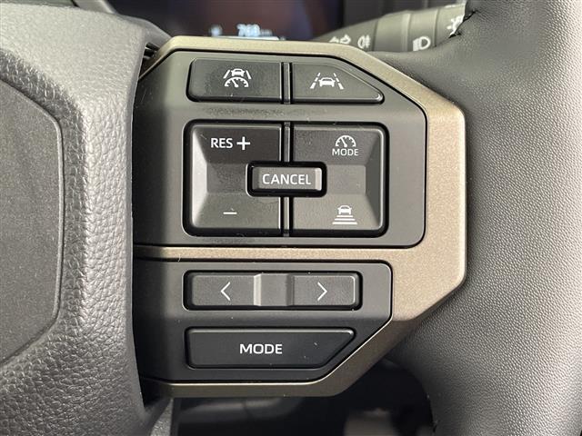 ランドクルーザー250 ZX 禁煙車 純正ナビ フルセグTV Bluetooth USB HDMI JBLプレミアムサウンド ムーンルーフ AC100V充電 電動格納サードシート パワーバックドア パワーシート 置くだけ充電(15枚目)