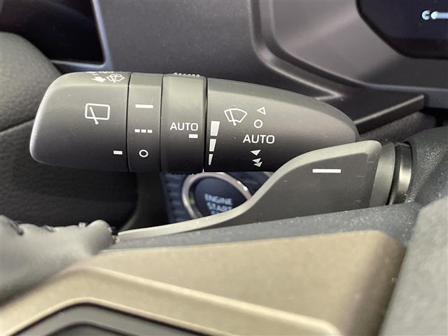 ランドクルーザー250 ZX 禁煙車 純正ナビ フルセグTV Bluetooth USB HDMI JBLプレミアムサウンド ムーンルーフ AC100V充電 電動格納サードシート パワーバックドア パワーシート 置くだけ充電(16枚目)