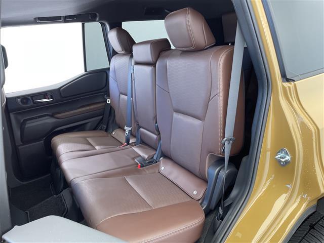 ランドクルーザー250 ZX 禁煙車 純正ナビ フルセグTV Bluetooth USB HDMI JBLプレミアムサウンド ムーンルーフ AC100V充電 電動格納サードシート パワーバックドア パワーシート 置くだけ充電(26枚目)