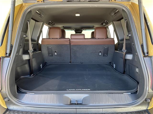 ランドクルーザー250 ZX 禁煙車 純正ナビ フルセグTV Bluetooth USB HDMI JBLプレミアムサウンド ムーンルーフ AC100V充電 電動格納サードシート パワーバックドア パワーシート 置くだけ充電(29枚目)
