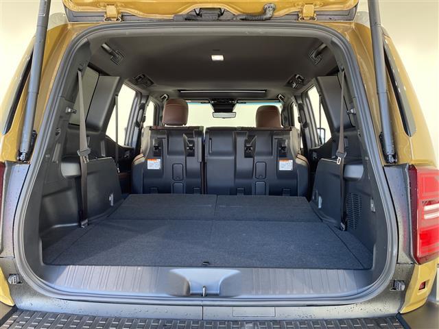 ランドクルーザー250 ZX 禁煙車 純正ナビ フルセグTV Bluetooth USB HDMI JBLプレミアムサウンド ムーンルーフ AC100V充電 電動格納サードシート パワーバックドア パワーシート 置くだけ充電(30枚目)