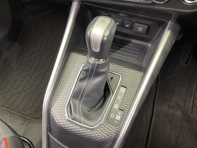 ライズ Z ワンオーナー 純正ナビ Bluetooth バックカメラ コーナーセンサー ビルトインETC ドライブレコーダー シートヒーター 禁煙車 オートライト LEDヘッドライト フォグランプ 純正ホイール(15枚目)