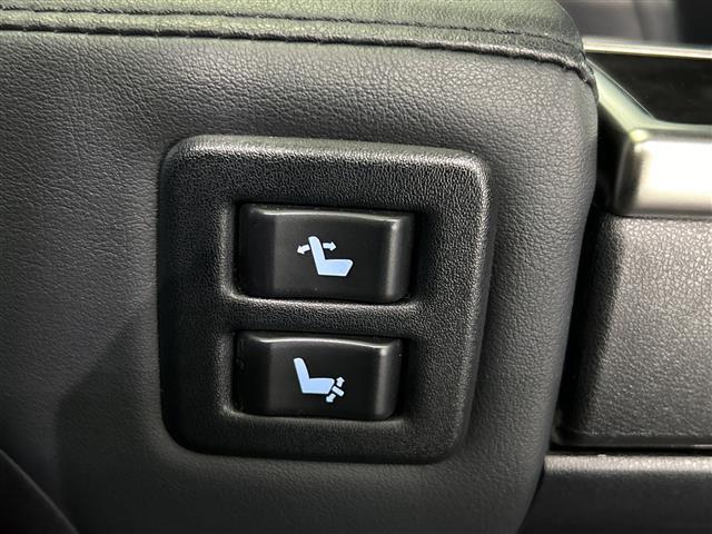 アルファード ２．５Ｓ　Ｃパッケージ　カロッツェリアナビ　バックカメラ　両側パワースライドドア＆パワーバックドア　エグゼクティブパワーシート　フリップダウンモニター　禁煙車　ＥＴＣ　純正アルミホイール　ベンチレーション＆シートヒーター（8枚目）