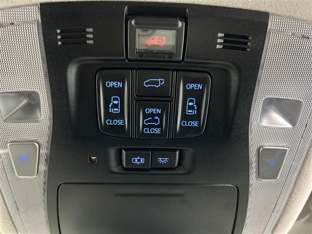 アルファード ２．５Ｓ　Ｃパッケージ　カロッツェリアナビ　バックカメラ　両側パワースライドドア＆パワーバックドア　エグゼクティブパワーシート　フリップダウンモニター　禁煙車　ＥＴＣ　純正アルミホイール　ベンチレーション＆シートヒーター（9枚目）