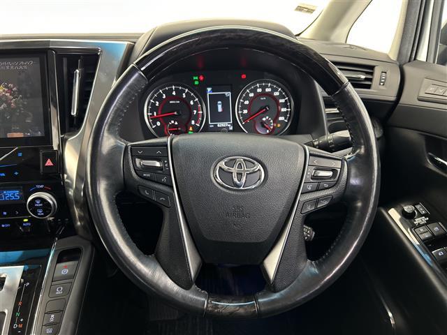 アルファード ２．５Ｓ　Ｃパッケージ　カロッツェリアナビ　バックカメラ　両側パワースライドドア＆パワーバックドア　エグゼクティブパワーシート　フリップダウンモニター　禁煙車　ＥＴＣ　純正アルミホイール　ベンチレーション＆シートヒーター（16枚目）