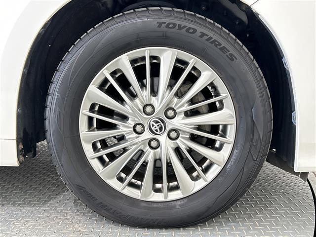 アルファード ２．５Ｓ　Ｃパッケージ　カロッツェリアナビ　バックカメラ　両側パワースライドドア＆パワーバックドア　エグゼクティブパワーシート　フリップダウンモニター　禁煙車　ＥＴＣ　純正アルミホイール　ベンチレーション＆シートヒーター（36枚目）
