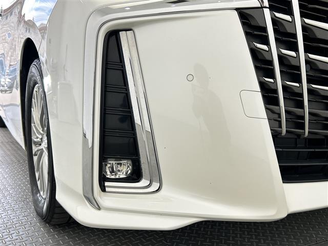 アルファード ２．５Ｓ　Ｃパッケージ　カロッツェリアナビ　バックカメラ　両側パワースライドドア＆パワーバックドア　エグゼクティブパワーシート　フリップダウンモニター　禁煙車　ＥＴＣ　純正アルミホイール　ベンチレーション＆シートヒーター（39枚目）