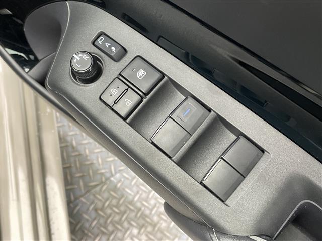 アクア Ｚ　禁煙車　純正ディスプレイ　Ｂｌｕｅｔｏｏｔｈ　ＵＳＢ　全方位カメラ　バックカメラ　ＡＣ１００Ｖ充電　トヨタセーフティセンス　オートハイビーム　オートクルーズコントロール　ＥＴＣ　ＬＥＤヘッドライト（16枚目）