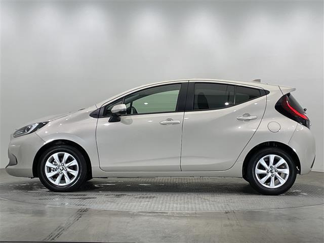 アクア Ｚ　禁煙車　純正ディスプレイ　Ｂｌｕｅｔｏｏｔｈ　ＵＳＢ　全方位カメラ　バックカメラ　ＡＣ１００Ｖ充電　トヨタセーフティセンス　オートハイビーム　オートクルーズコントロール　ＥＴＣ　ＬＥＤヘッドライト（32枚目）