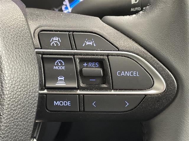 ヴォクシー ハイブリッドS-Z 純正10インチナビ・TV プッシュスタート デジタルインナーミラー トヨタセーフティセンス 両側パワースライドドア バックモニター ビルトインETC2.0 ハーフレザーシート シートヒーター(12枚目)