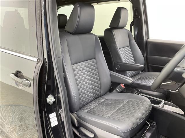 ヴォクシー ハイブリッドS-Z 純正10インチナビ・TV プッシュスタート デジタルインナーミラー トヨタセーフティセンス 両側パワースライドドア バックモニター ビルトインETC2.0 ハーフレザーシート シートヒーター(19枚目)