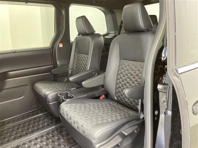 ヴォクシー ハイブリッドS-Z 純正10インチナビ・TV プッシュスタート デジタルインナーミラー トヨタセーフティセンス 両側パワースライドドア バックモニター ビルトインETC2.0 ハーフレザーシート シートヒーター(22枚目)