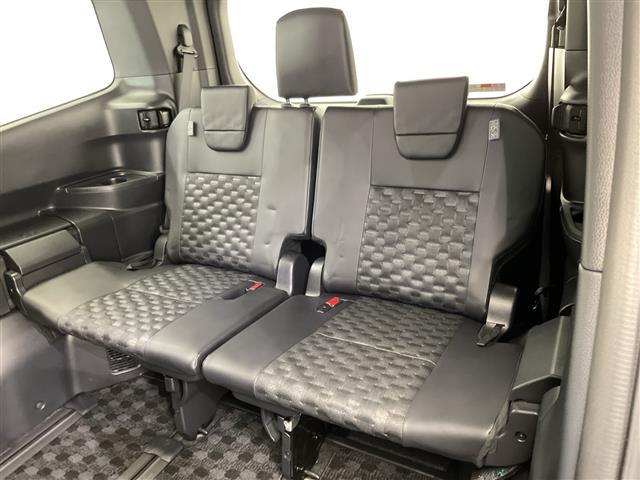 ヴォクシー ハイブリッドS-Z 純正10インチナビ・TV プッシュスタート デジタルインナーミラー トヨタセーフティセンス 両側パワースライドドア バックモニター ビルトインETC2.0 ハーフレザーシート シートヒーター(24枚目)