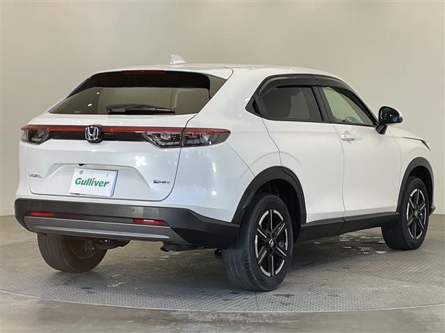 ヴェゼル ｅ：ＨＥＶ　Ｘ　ホンダコネクトナビ　Ｂｌｕｅｔｏｏｔｈ　ＡｐｐｌｅＣａｒＰｌａｙ　フルセグＴＶ　ＵＳＢ　バックカメラ　ホンダセンシング　衝突軽減システム　レーンキープアシスト　オートクルーズコントロール　オートライト（34枚目）