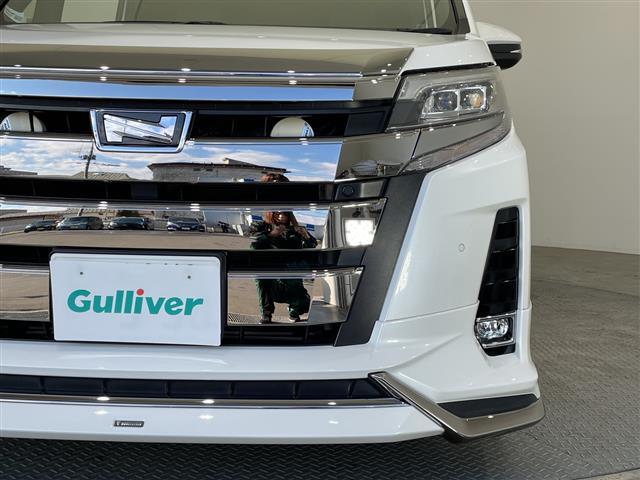 ノア Ｓｉ　ダブルバイビーＩＩ　１０インチナビ　Ｂｌｕｅｔｏｏｔｈ　モデリスタフルエアロ　コーナーセンサー　ＥＴＣ　両側パワースライドドア　禁煙車　オートライト　ＬＥＤヘッドライト　レザー調シートカバー　純正フロアマット（35枚目）