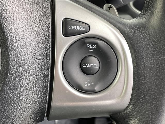 Ｎ－ＢＯＸカスタム ２トーンカラースタイル　ＧターボＳＳパッケージ　禁煙車　純正ナビ　フルセグＴＶ　Ｂｌｕｅｔｏｏｔｈ　ＣＤ　ＤＶＤ　バックカメラ　ＥＴＣ　シートヒーター　　両側パワースライドドア　ハーフレザーシート　パドルシフト　スマートキー　純正フロアマット（9枚目）