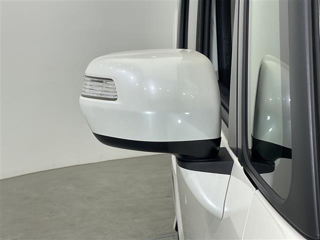 Ｎ－ＢＯＸカスタム ２トーンカラースタイル　ＧターボＳＳパッケージ　禁煙車　純正ナビ　フルセグＴＶ　Ｂｌｕｅｔｏｏｔｈ　ＣＤ　ＤＶＤ　バックカメラ　ＥＴＣ　シートヒーター　　両側パワースライドドア　ハーフレザーシート　パドルシフト　スマートキー　純正フロアマット（37枚目）