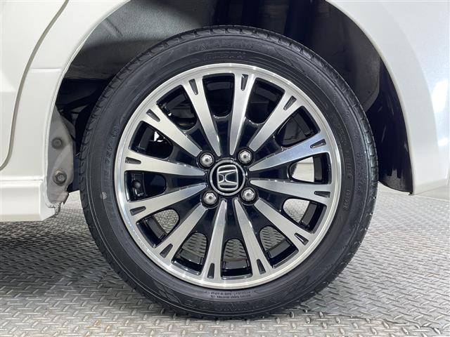 Ｎ－ＢＯＸカスタム ２トーンカラースタイル　ＧターボＳＳパッケージ　禁煙車　純正ナビ　フルセグＴＶ　Ｂｌｕｅｔｏｏｔｈ　ＣＤ　ＤＶＤ　バックカメラ　ＥＴＣ　シートヒーター　　両側パワースライドドア　ハーフレザーシート　パドルシフト　スマートキー　純正フロアマット（40枚目）