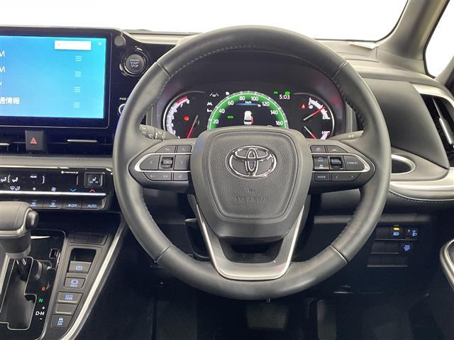 ヴォクシー Ｓ－Ｚ　禁煙車　快適利便パッケージ　前席・２列目席シートヒーター　電動リアゲート　オットマン　純正ナビ　フルセグＴＶ　Ｂｌｕｅｔｏｏｔｈ　ＵＳＢ　バックカメラ　トヨタセーフティセンス　ＥＴＣ　前後ドラレコ（6枚目）