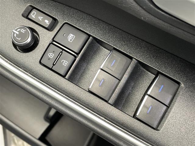 ヴォクシー Ｓ－Ｚ　禁煙車　快適利便パッケージ　前席・２列目席シートヒーター　電動リアゲート　オットマン　純正ナビ　フルセグＴＶ　Ｂｌｕｅｔｏｏｔｈ　ＵＳＢ　バックカメラ　トヨタセーフティセンス　ＥＴＣ　前後ドラレコ（21枚目）