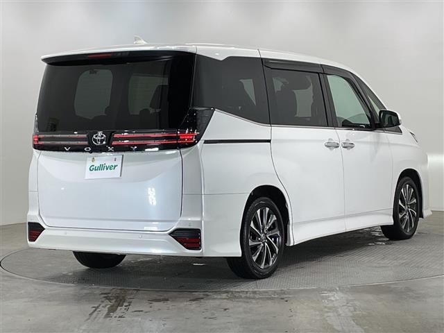 ヴォクシー Ｓ－Ｚ　禁煙車　快適利便パッケージ　前席・２列目席シートヒーター　電動リアゲート　オットマン　純正ナビ　フルセグＴＶ　Ｂｌｕｅｔｏｏｔｈ　ＵＳＢ　バックカメラ　トヨタセーフティセンス　ＥＴＣ　前後ドラレコ（34枚目）