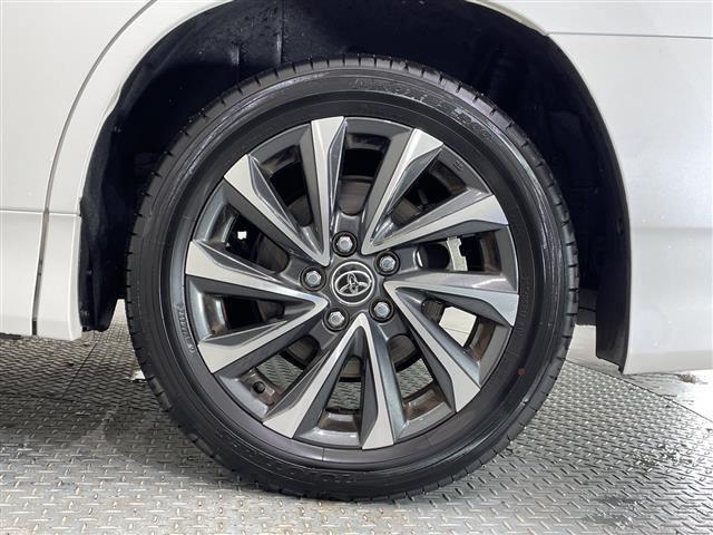 ヴォクシー Ｓ－Ｚ　禁煙車　快適利便パッケージ　前席・２列目席シートヒーター　電動リアゲート　オットマン　純正ナビ　フルセグＴＶ　Ｂｌｕｅｔｏｏｔｈ　ＵＳＢ　バックカメラ　トヨタセーフティセンス　ＥＴＣ　前後ドラレコ（40枚目）