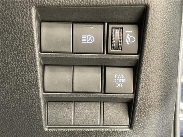 ヴォクシー S-Z 禁煙車 モデリスタエアロ 純正ナビ フルセグTV Bluetooth CD DVD USB フリップダウンモニター バックカメラ トヨタセーフティセンス オートクルーズコントロール オートハイビーム(11枚目)