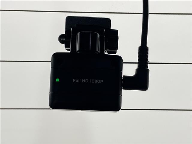 ヴォクシー S-Z 禁煙車 モデリスタエアロ 純正ナビ フルセグTV Bluetooth CD DVD USB フリップダウンモニター バックカメラ トヨタセーフティセンス オートクルーズコントロール オートハイビーム(16枚目)